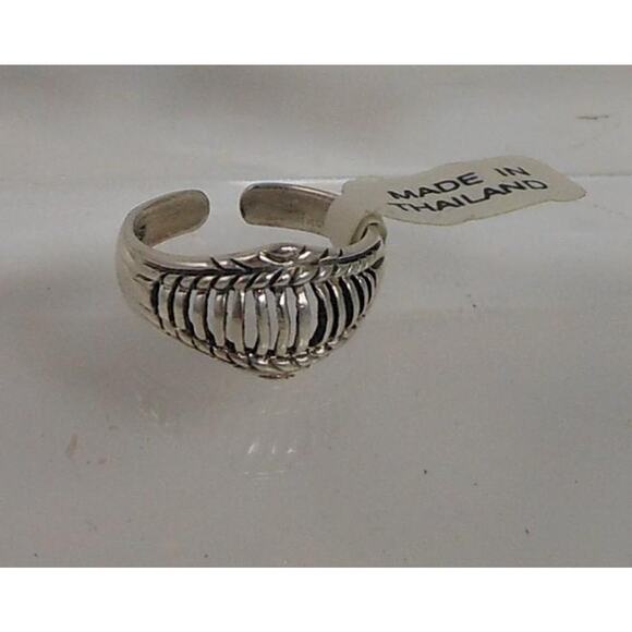 Vintage Sterling Silver Dome Toe Ring - Handcrafted Thailand, NOS, 925 Silver - Picture 2 of 5